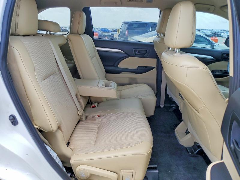 Photo 10 from auction – 2019 TOYOTA HIGHLANDER with VIN 5TDZZRFH0KS295552