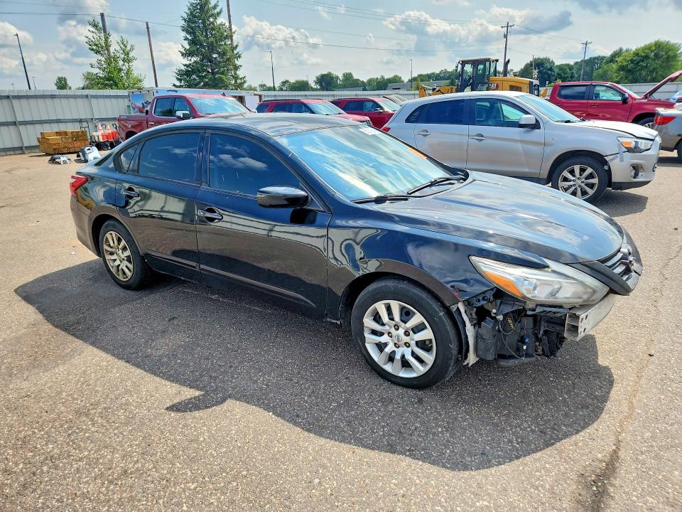Photo 4 from auction – 2016 NISSAN ALTIMA with VIN 1N4AL3AP3GN342943