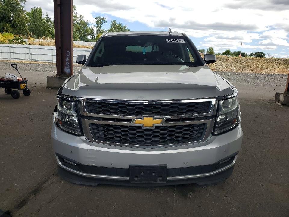 Photo 5 from auction – 2017 CHEVROLET SUBURBAN with VIN 1GNSKHKC2HR325627