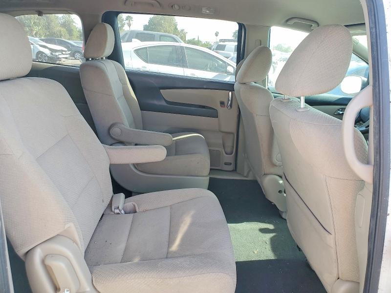 Photo 11 from auction – 2016 HONDA ODYSSEY with VIN 5FNRL5H23GB018344