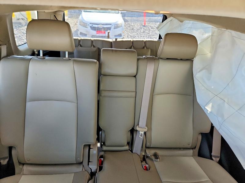 Фото 10 с аукциона – 2016 TOYOTA 4RUNNER с VIN JTEBU5JR5G5328255