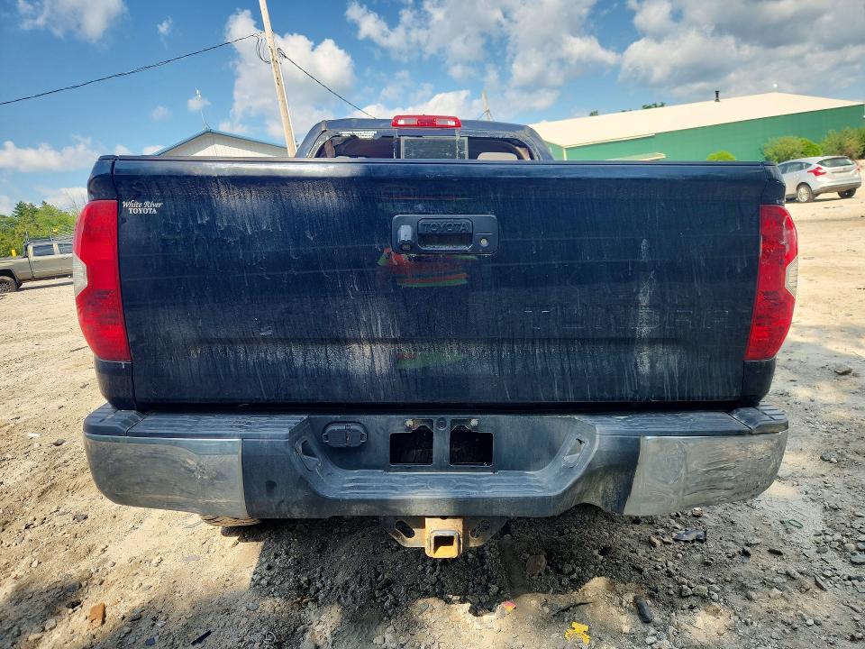 Снимка 6 от търг – 2021 TOYOTA TUNDRA с VIN 5TFUY5F10MX980687