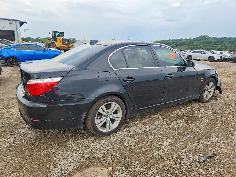 Photo 3 from auction – 2010 BMW 528 with VIN WBANV1C59AC156555