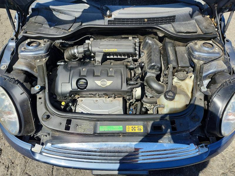 Photo 11 from auction – 2010 MINI COOPER with VIN WMWMF3C52ATZ61544