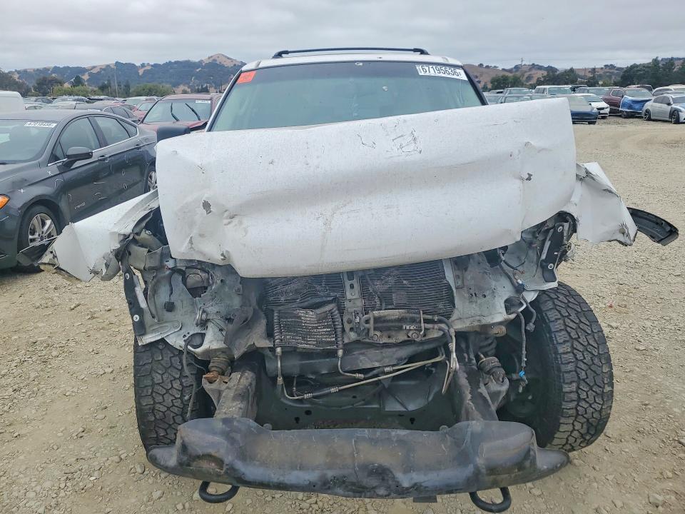 Photo 5 from auction – 2004 FORD EXPEDITION with VIN 1FMFU18L14LA96935