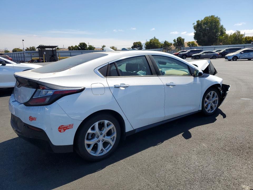 Photo 3 from auction – 2018 CHEVROLET VOLT with VIN 1G1RD6S54JU144502