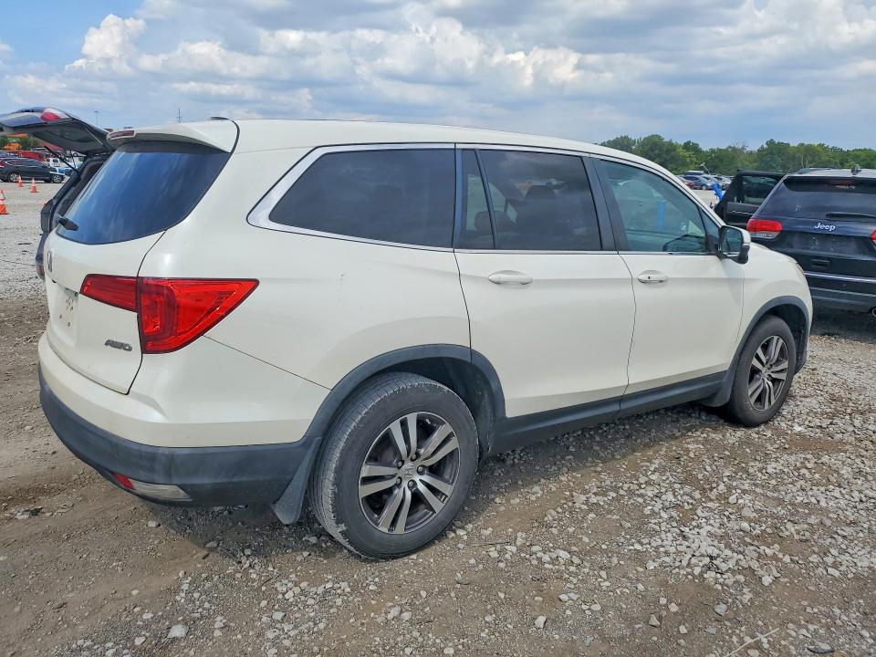 Photo 3 from auction – 2016 HONDA PILOT with VIN 5FNYF6H87GB040876