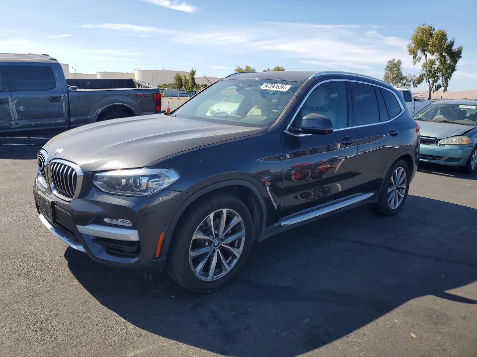BMW X3 2019 con VIN 5UXTR9C58KLR03947 - Foto de la subasta