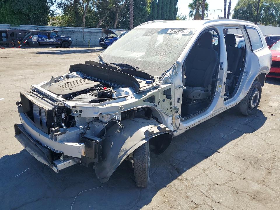 VOLVO XC90 2025 with VIN YV4M12PB1S1362799 - Photo from auction