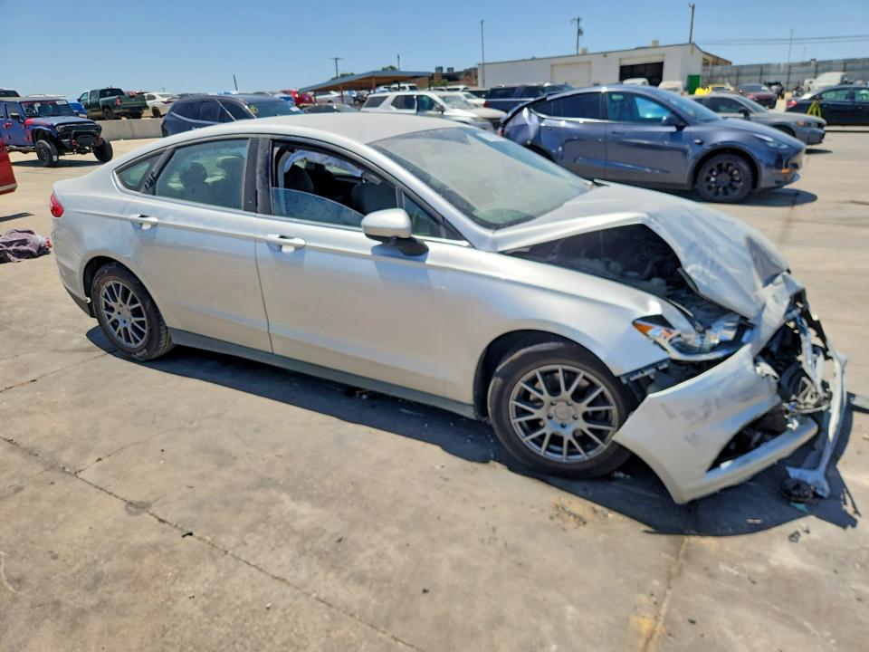 Photo 4 from auction – 2013 FORD FUSION with VIN 3FA6P0G71DR234698