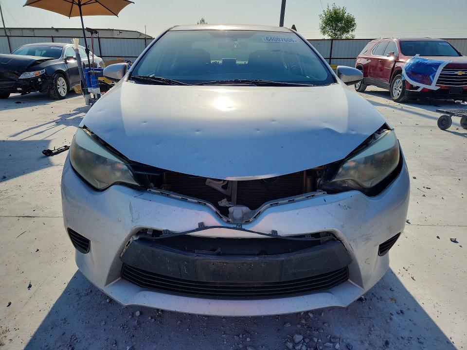Photo 5 from auction – 2015 TOYOTA COROLLA with VIN 5YFBURHE6FP195909