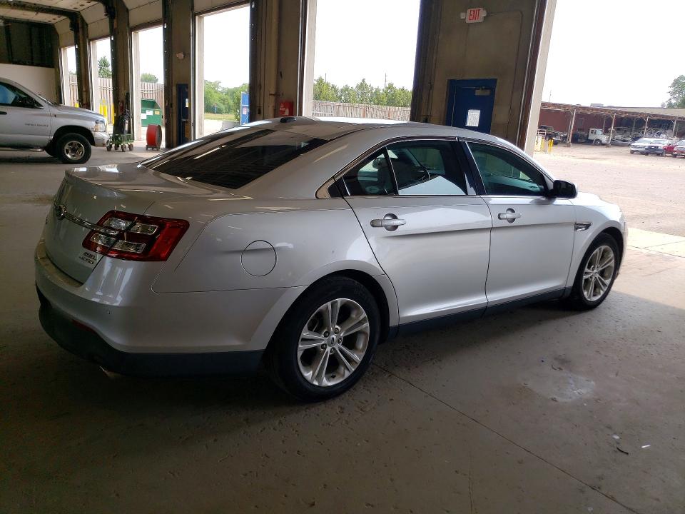 Photo 3 from auction – 2013 FORD TAURUS with VIN 1FAHP2E84DG126325