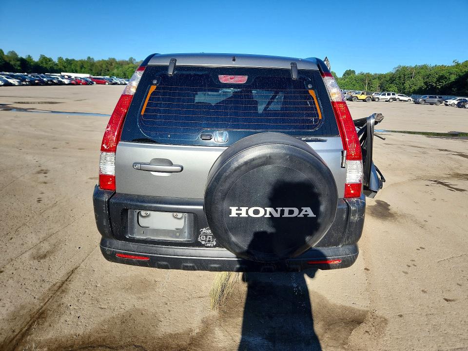 Photo 6 from auction – 2005 HONDA CR-V with VIN SHSRD68565U308323