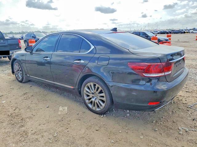 Photo 2 from auction – 2013 LEXUS LS with VIN JTHCL5EF7D5016461