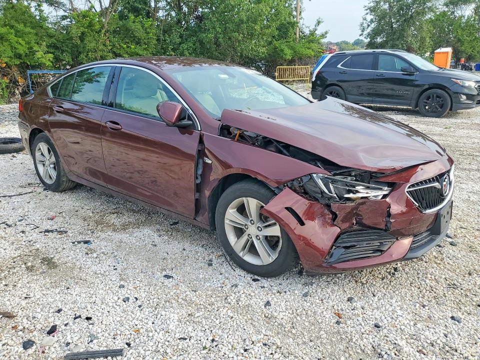 Photo 4 from auction – 2019 BUICK REGAL with VIN W04GL6SX0K1014300