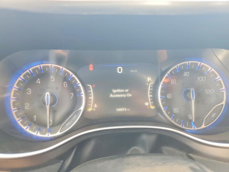 Photo 9 from auction – 2017 CHRYSLER PACIFICA with VIN 2C4RC1GG7HR770608