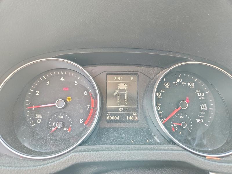Снимка 9 от търг – 2018 VOLKSWAGEN PASSAT с VIN 1VWAA7A37JC039118