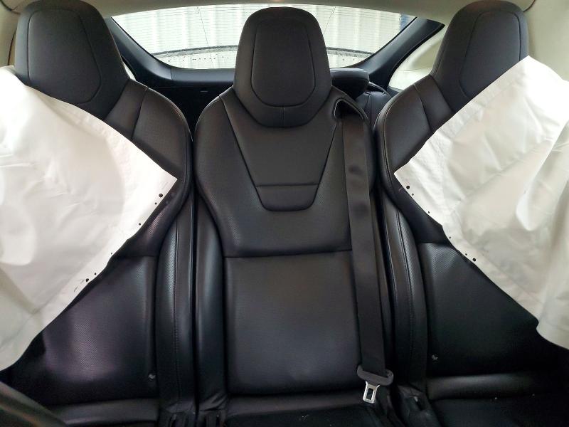Photo 10 from auction – 2016 TESLA MODEL X with VIN 5YJXCAE43GF000898