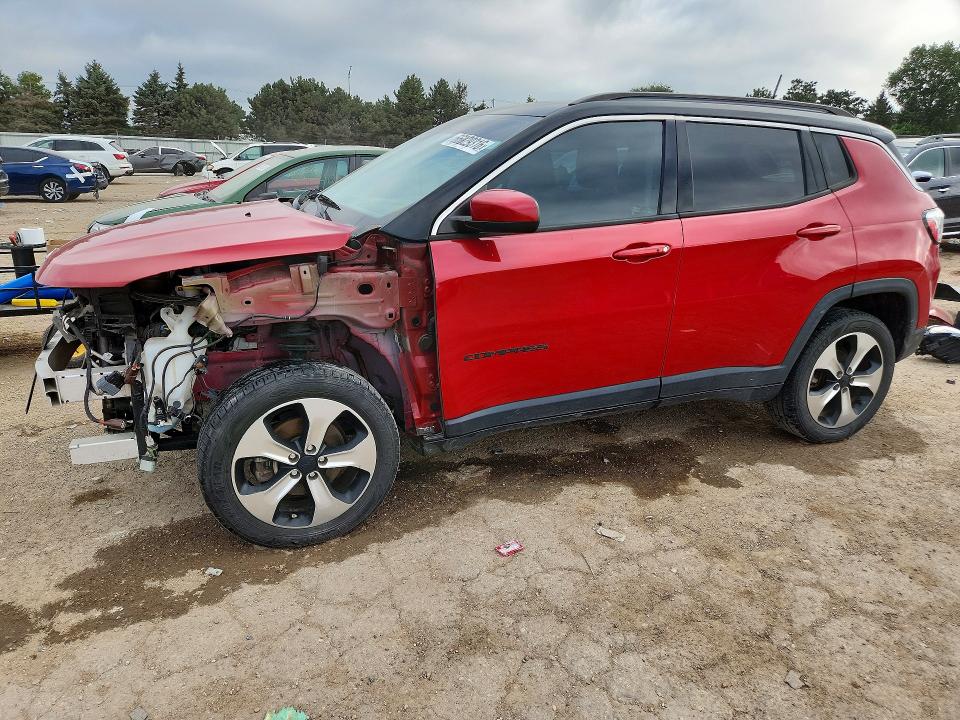 JEEP COMPASS 2018 with VIN 3C4NJDBB4JT117660 - Photo from auction
