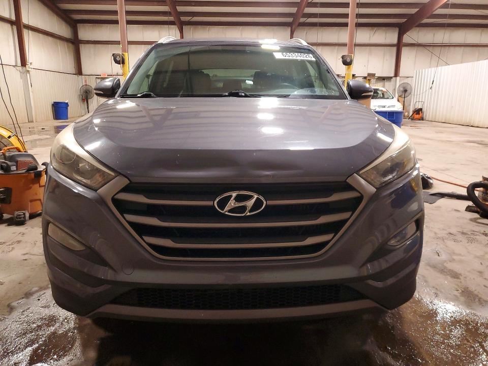 Photo 5 from auction – 2016 HYUNDAI TUCSON with VIN KM8J33A2XGU039271