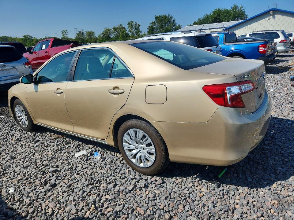 Foto 2 de la subasta – 2012 TOYOTA CAMRY con VIN 4T1BF1FK2CU037825