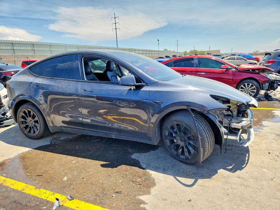 Photo 4 from auction – 2024 TESLA MODEL Y with VIN 7SAYGDEE9RF065490