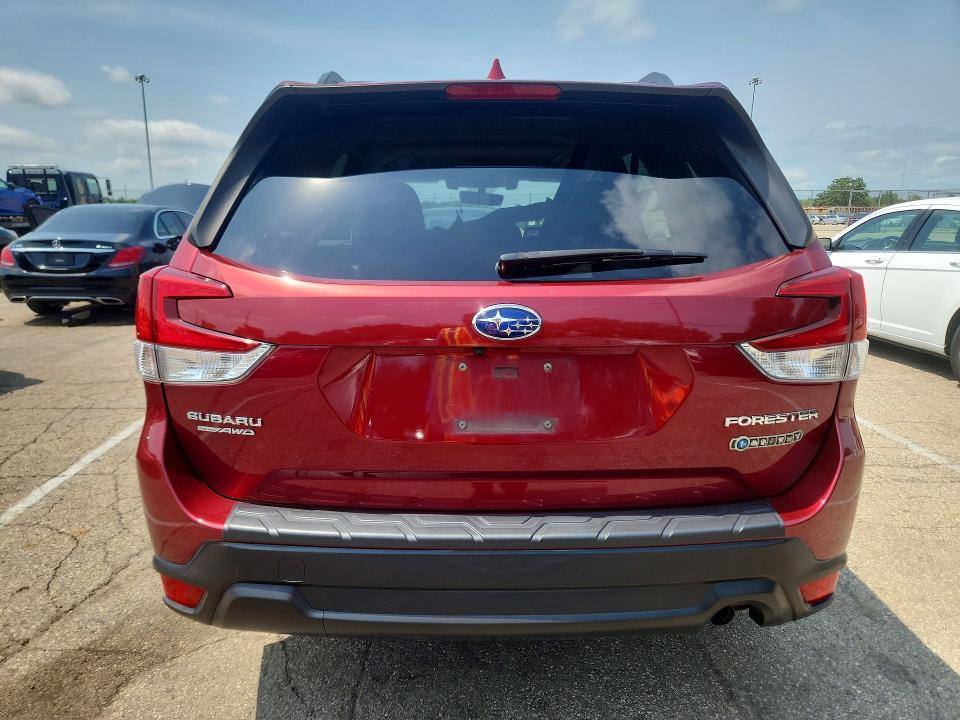 Photo 6 from auction – 2019 SUBARU FORESTER with VIN JF2SKAEC6KH443416