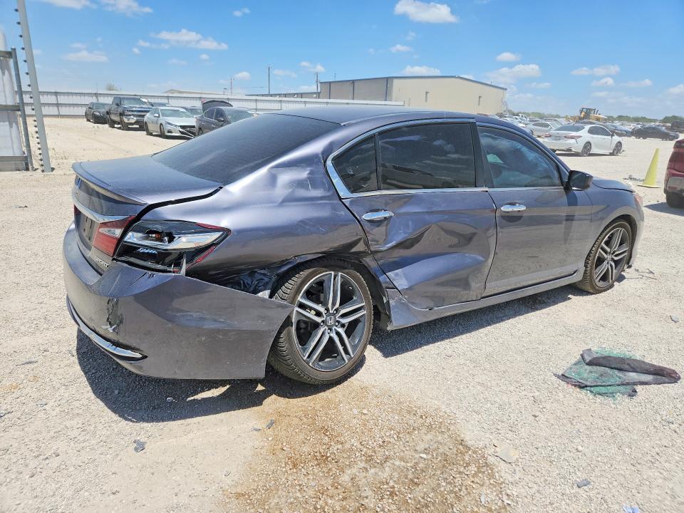 Photo 3 from auction – 2016 HONDA ACCORD with VIN 1HGCR2F50GA071447