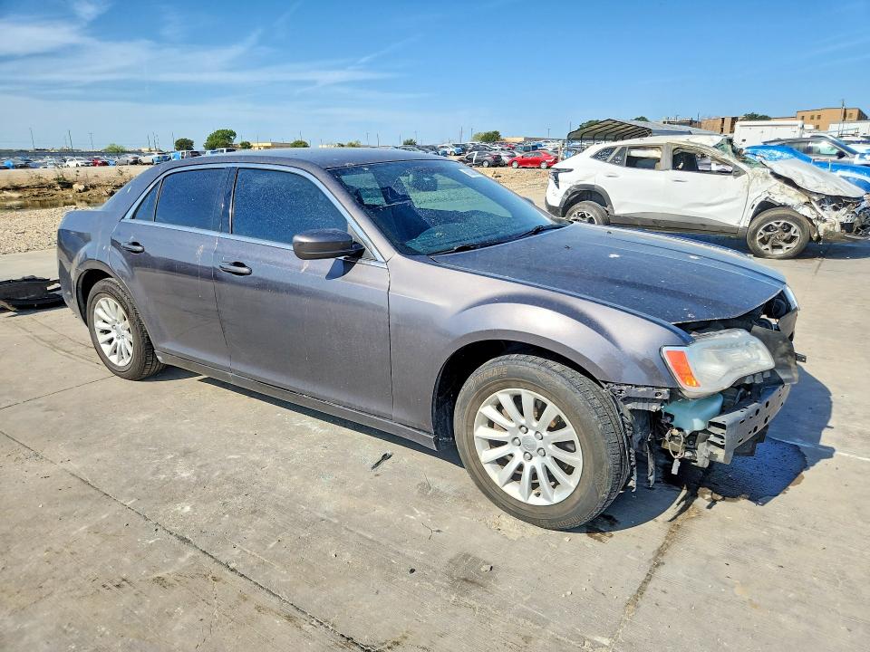 Photo 4 from auction – 2013 CHRYSLER 300 with VIN 2C3CCAAG9DH600429