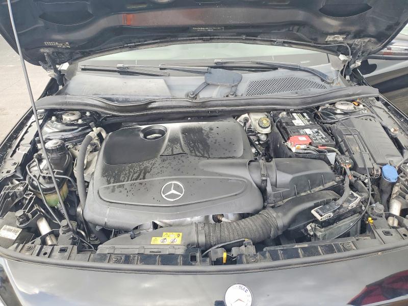 Photo 12 from auction – 2016 MERCEDES-BENZ GLA with VIN WDCTG4EB0GJ224734