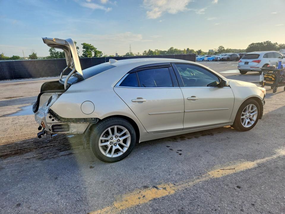 Photo 3 from auction – 2014 CHEVROLET MALIBU with VIN 1G11C5SL4EF149895