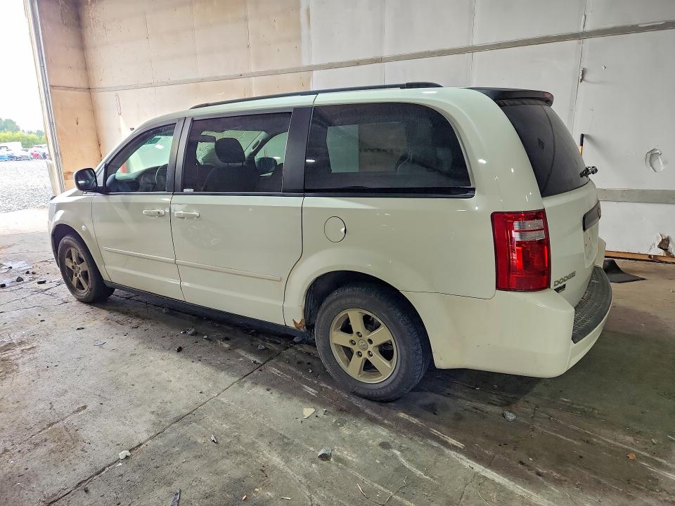 Photo 2 from auction – 2010 DODGE GRAND CARAVAN with VIN 2D4RN4DE5AR265044