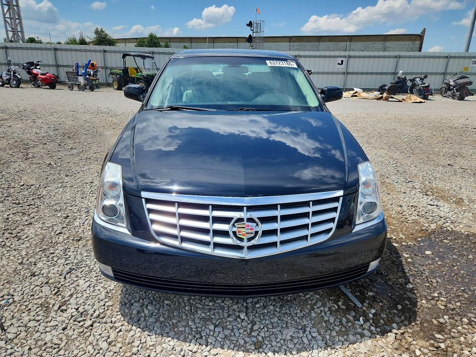 Photo 5 from auction – 2010 CADILLAC DTS with VIN 1G6KD5EY5AU136503