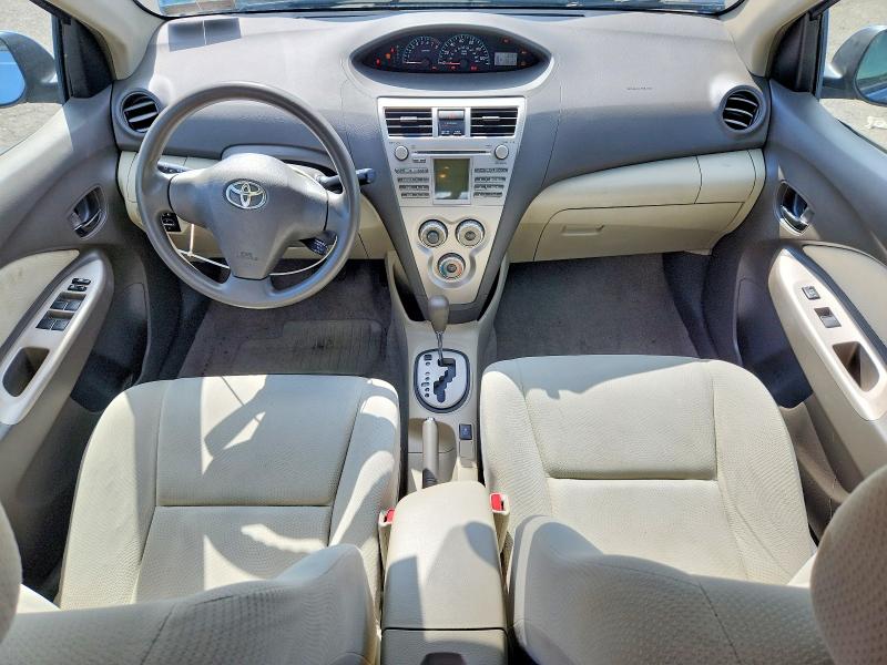 Photo 8 from auction – 2010 TOYOTA YARIS with VIN JTDBT4K37A4067882