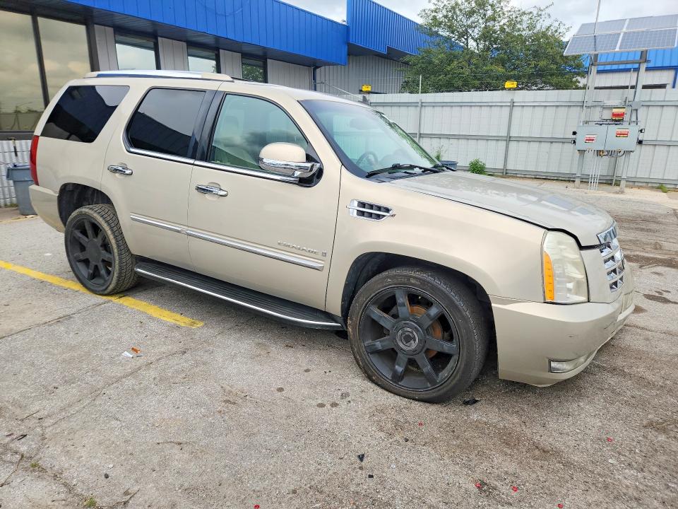 Photo 4 from auction – 2007 CADILLAC ESCALADE with VIN 1GYFK63847R337571