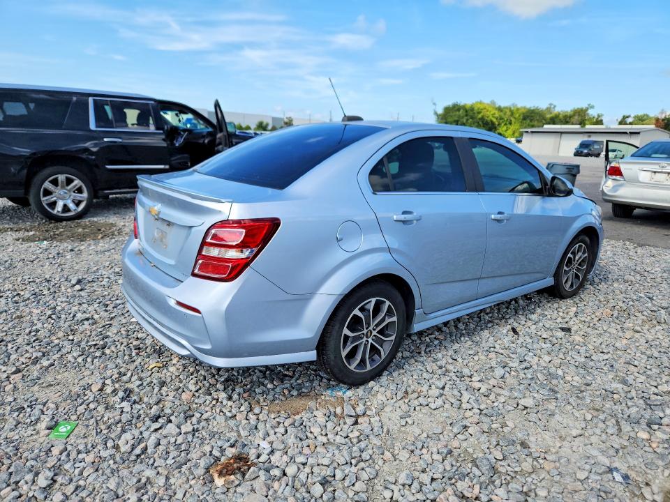 Photo 3 from auction – 2017 CHEVROLET SONIC with VIN 1G1JD5SH4H4136766