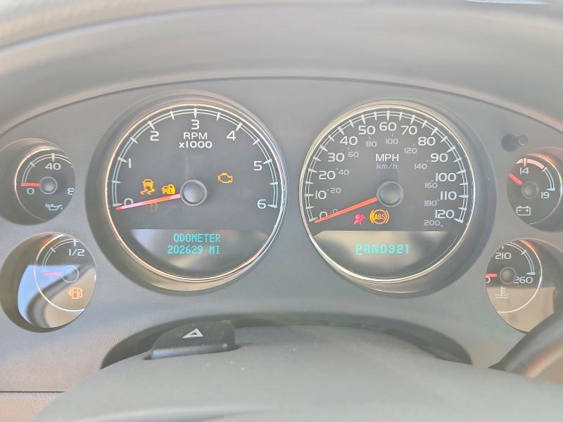 Photo 9 from auction – 2008 CHEVROLET TAHOE with VIN 1GNFC13068R115140