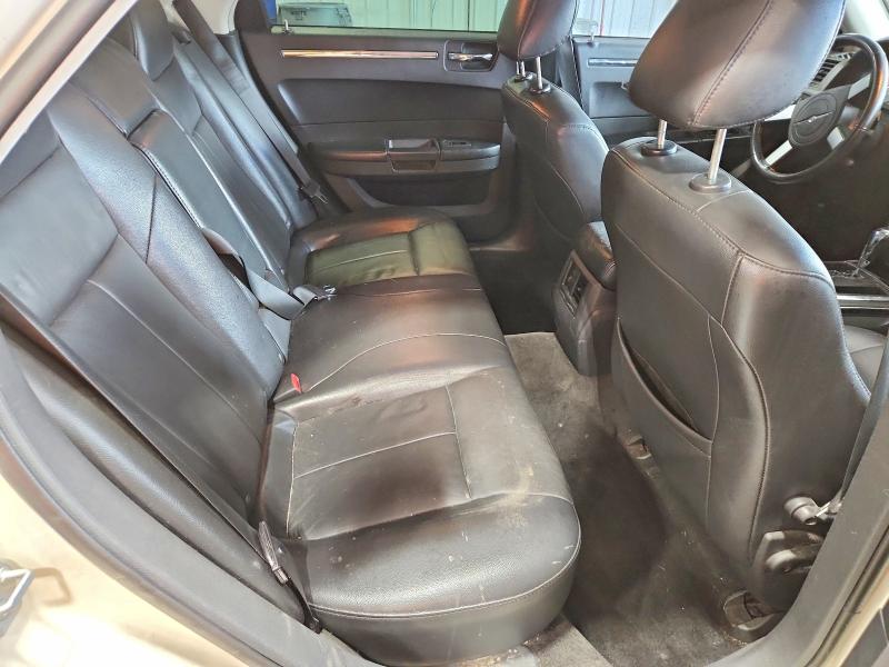Photo 10 from auction – 2010 CHRYSLER 300 with VIN 2C3CA5CV4AH209533