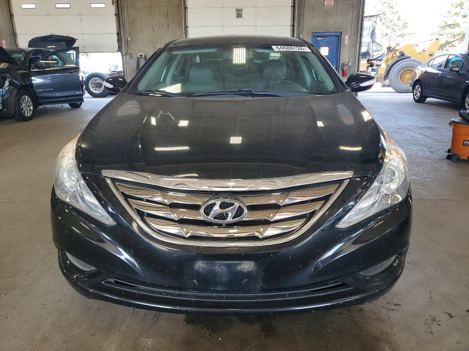 Photo 5 from auction – 2013 HYUNDAI SONATA with VIN 5NPEC4AC1DH801381