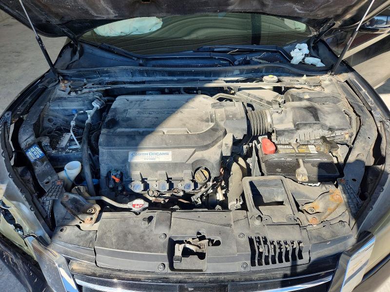 Photo 11 from auction – 2014 HONDA ACCORD with VIN 1HGCR3F83EA028525