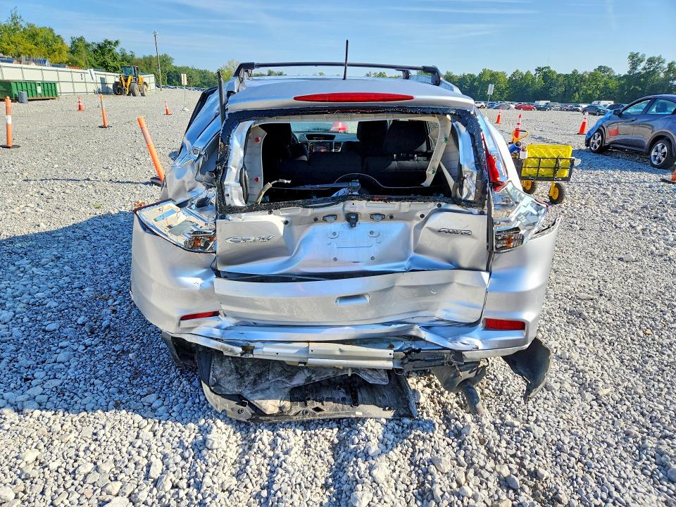 Photo 6 from auction – 2016 HONDA CR-V with VIN 2HKRM4H59GH645570