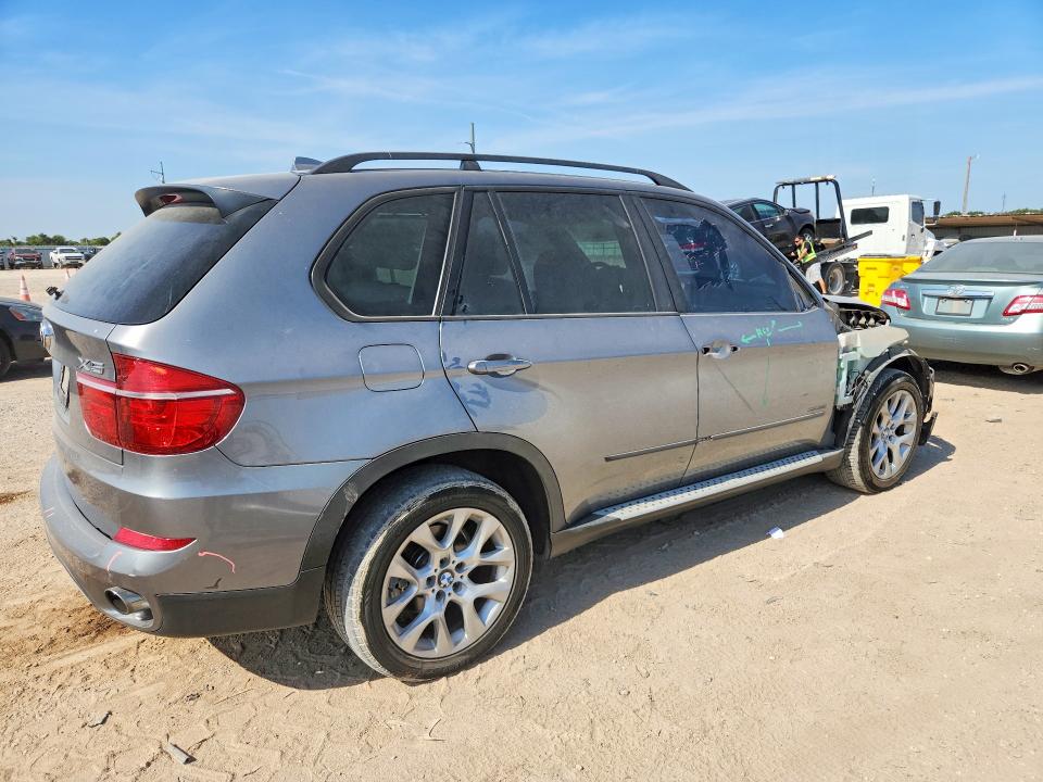 Photo 3 from auction – 2012 BMW X5 with VIN 5UXZV4C50CL985408