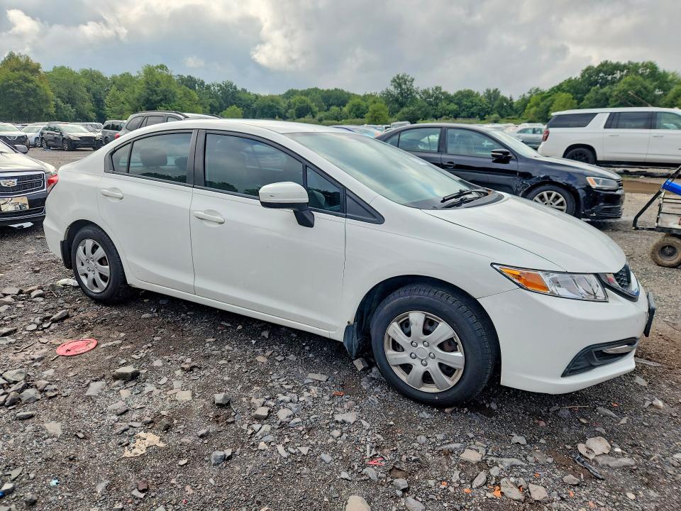 Photo 4 from auction – 2014 HONDA CIVIC with VIN 19XFB2F56EE039967