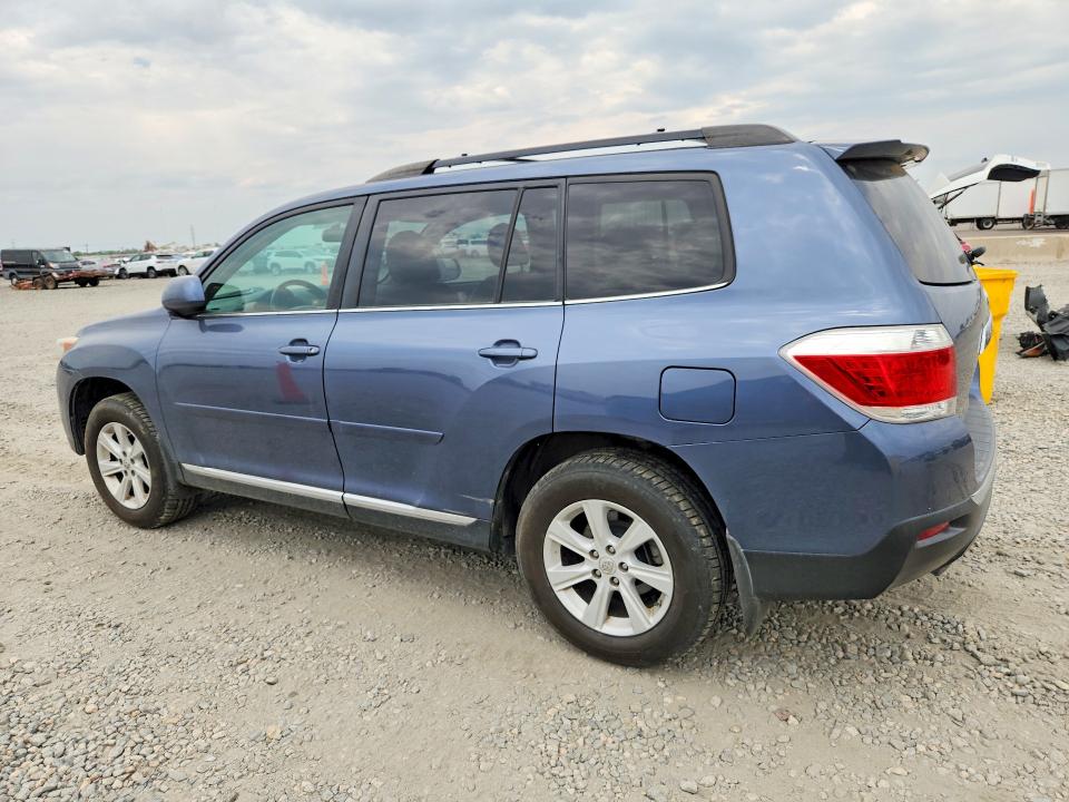 Photo 2 from auction – 2013 TOYOTA HIGHLANDER with VIN 5TDBK3EH8DS186859