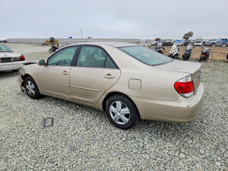 Photo 2 from auction – 2006 TOYOTA CAMRY with VIN 4T1BE32K86U697232