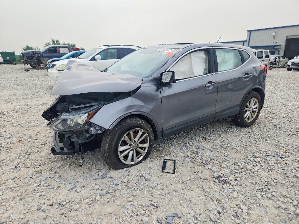 Снимка 1 от търг – 2018 NISSAN ROGUE SPORT с VIN JN1BJ1CP5JW156458