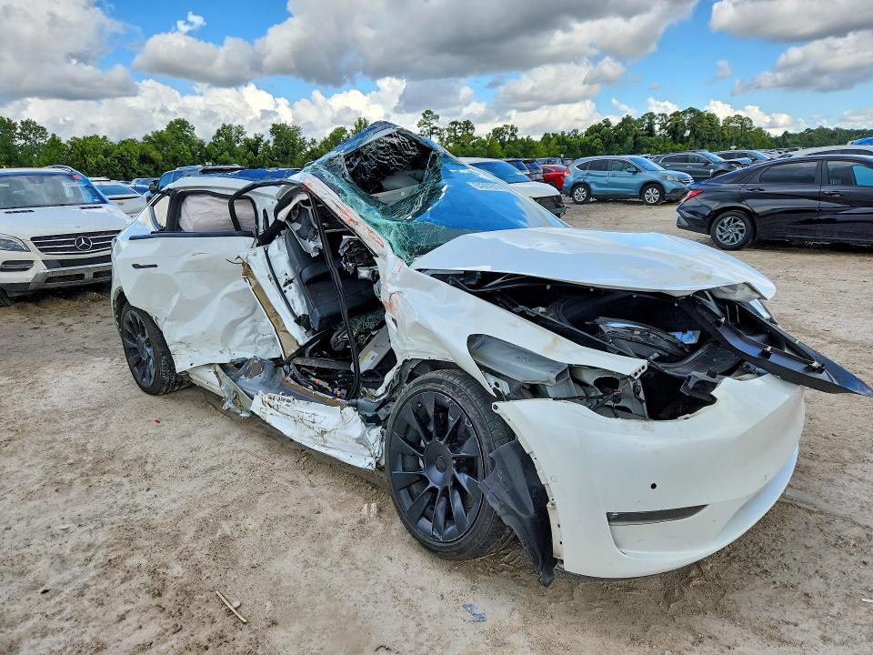 Photo 4 from auction – 2022 TESLA MDL Y with VIN 7SAYGDEE2NF386426