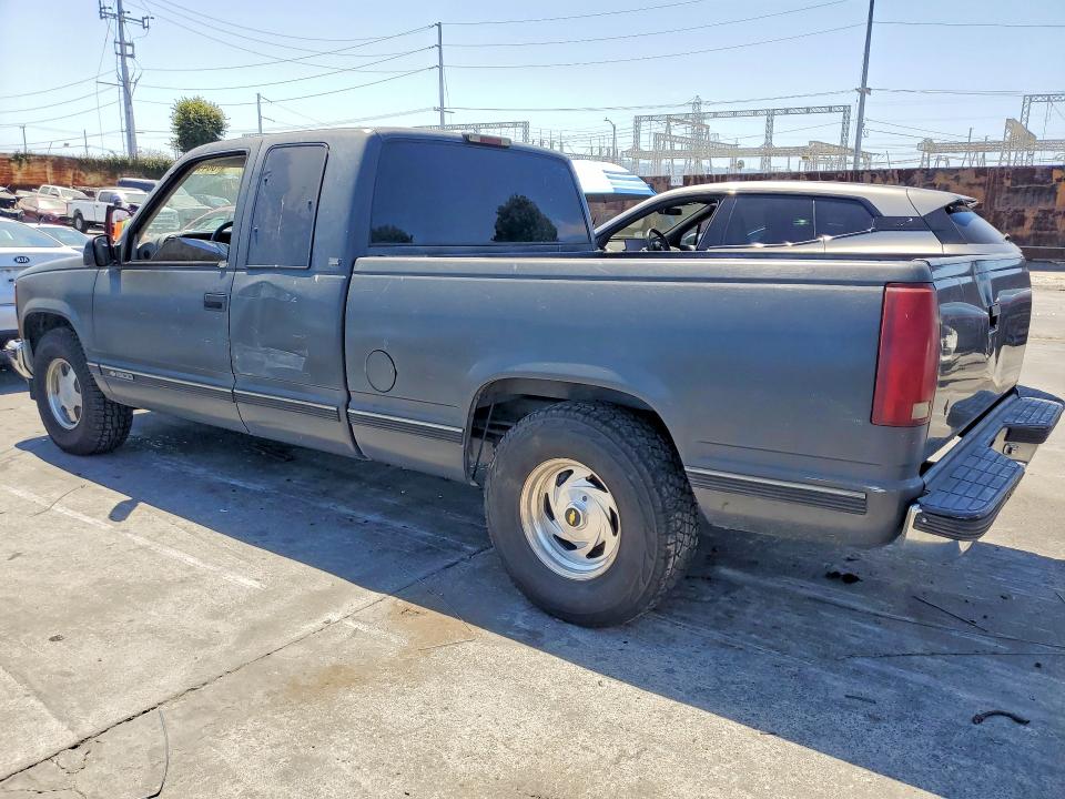 Photo 2 from auction – 1995 CHEVROLET GMT-400 with VIN 2GCEC19K6S1215798