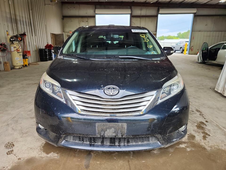 Фото 5 с аукциона – 2015 TOYOTA SIENNA с VIN 5TDDK3DC4FS100416