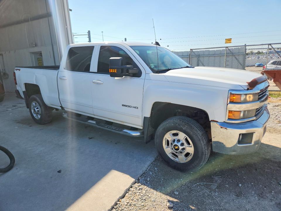 Photo 4 from auction – 2016 CHEVROLET SILVERADO with VIN 1GC1KVEG3GF167820